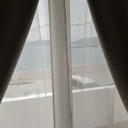 Διαμέρισμα Lamer Seaside *